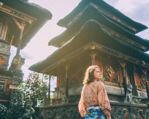 woman in temple in Bali